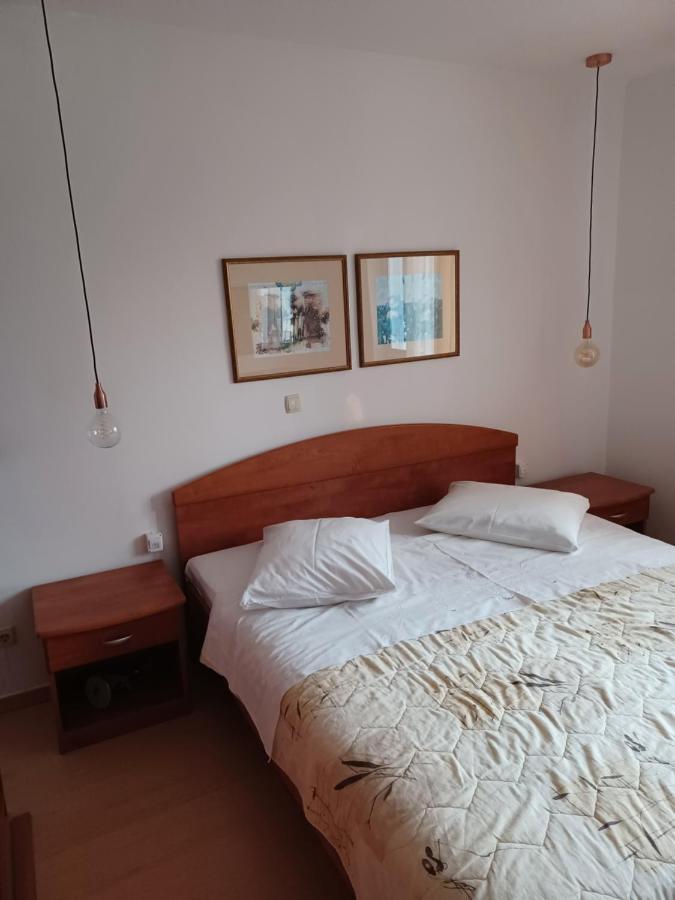Apartmani Ivic Paka Rab Banjol ภายนอก รูปภาพ