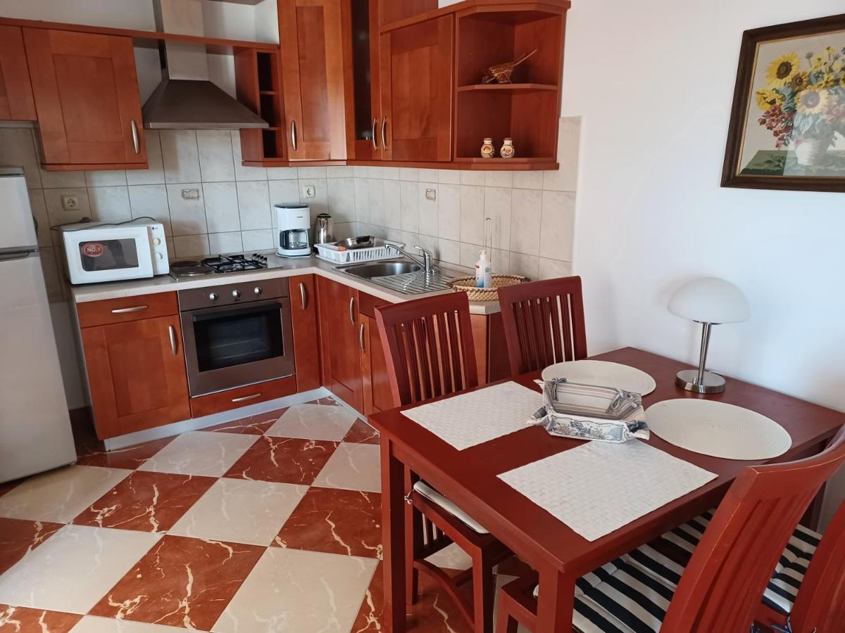 Apartmani Ivic Paka Rab Banjol ภายนอก รูปภาพ