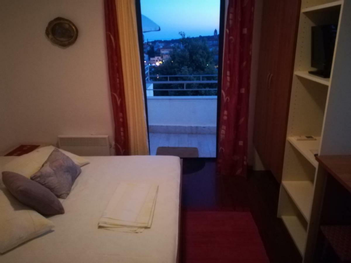 Apartmani Ivic Paka Rab Banjol ภายนอก รูปภาพ