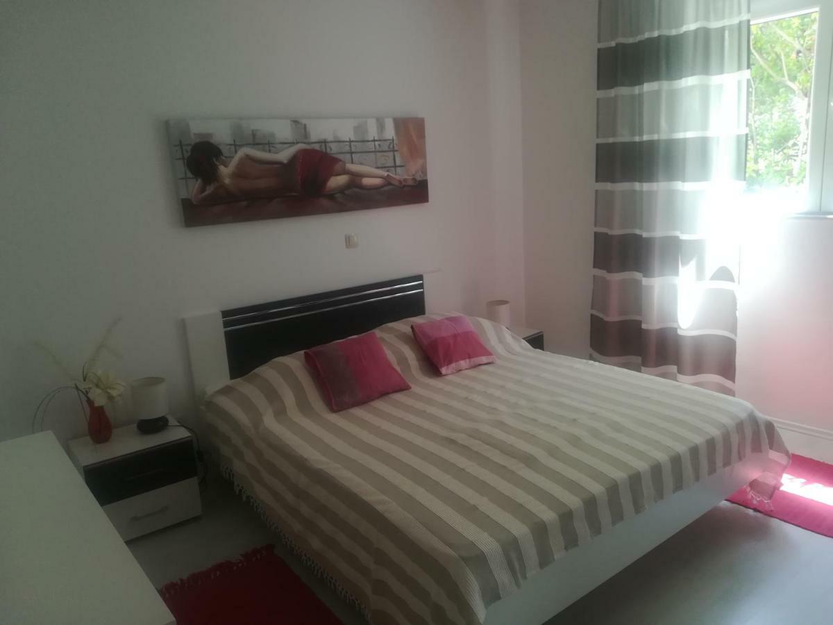Apartmani Ivic Paka Rab Banjol ภายนอก รูปภาพ