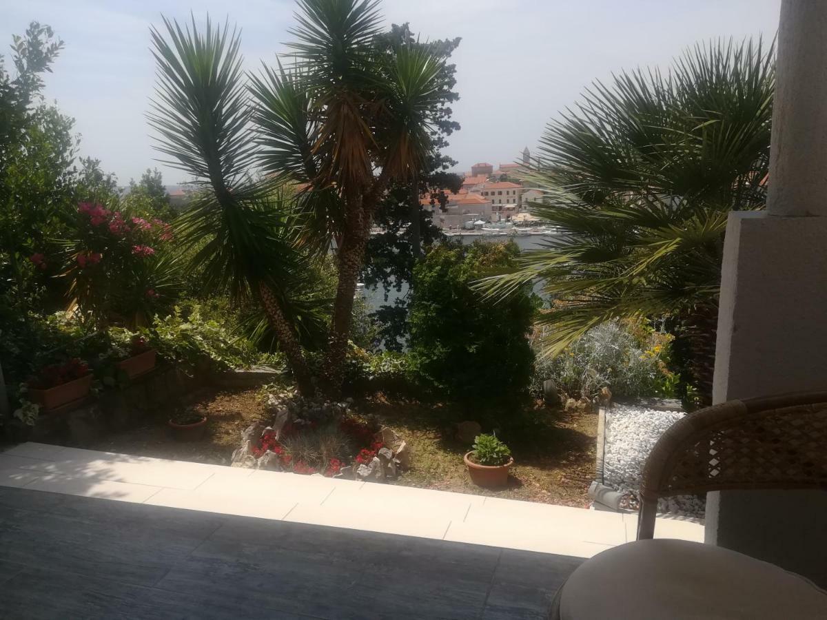 Apartmani Ivic Paka Rab Banjol ภายนอก รูปภาพ
